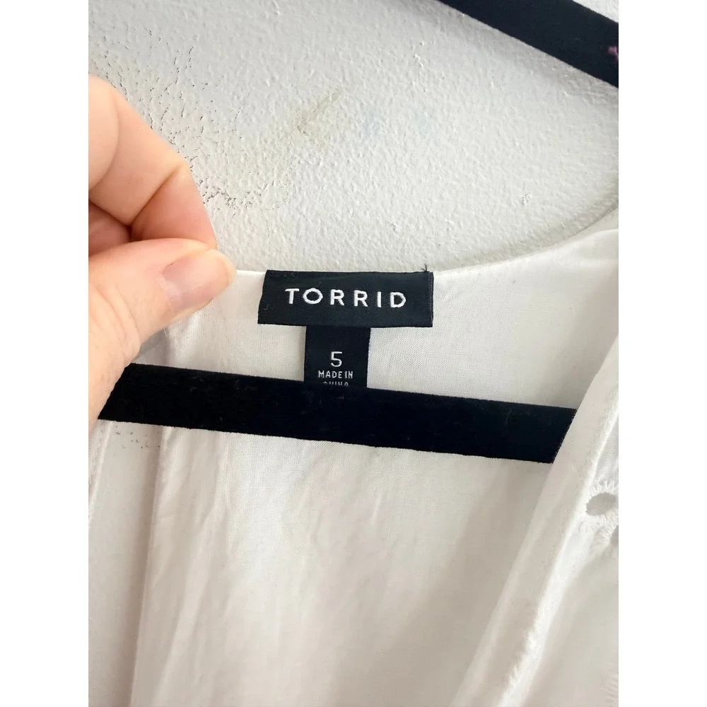 Torrid White Eyelet Cotton‎ Wrap Dress Plus Size 5 Boho Wedding Beachy Classic - Picture 3 of 12